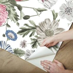 Roommates Vintage Poppy Peel & Stick Wallpaper In Pink -Roommates RMK12283PL peel